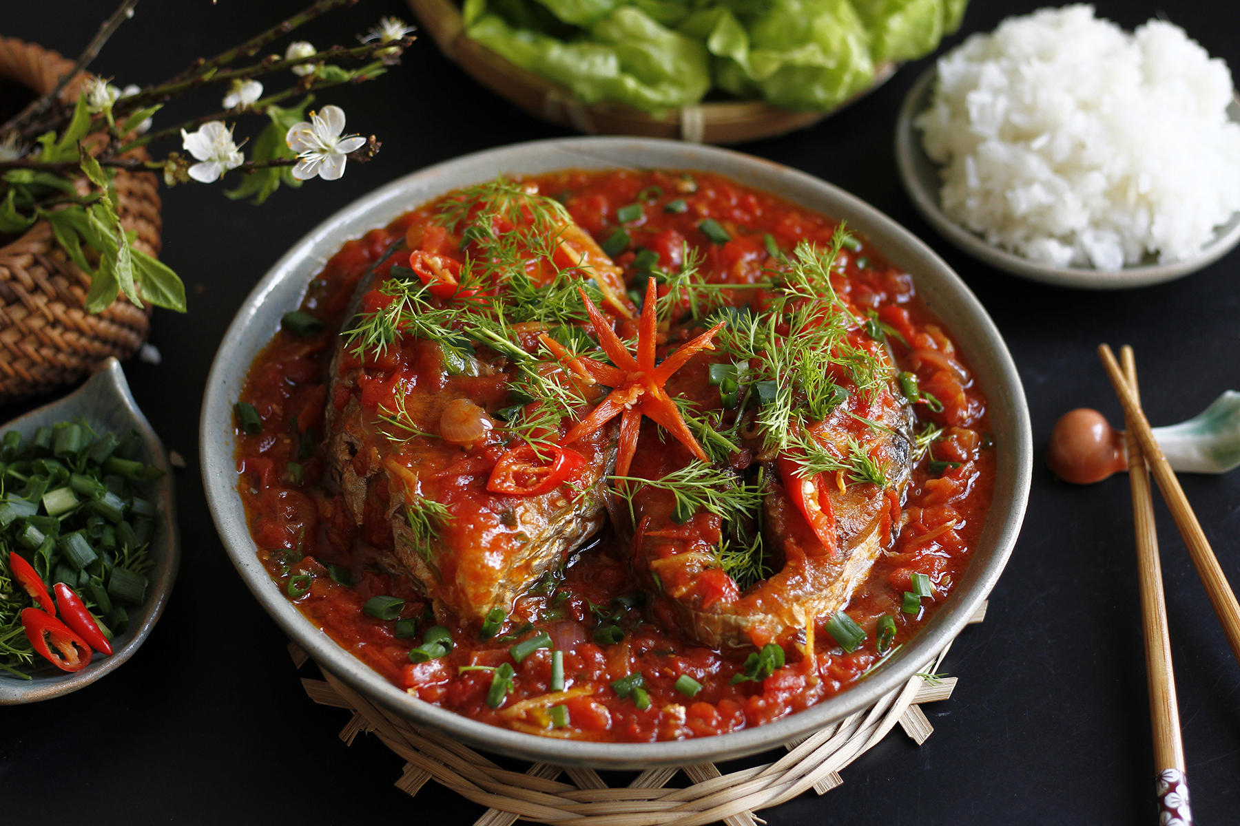 Cá thu sốt cà chua - món ăn quốc dân cho ngày đông